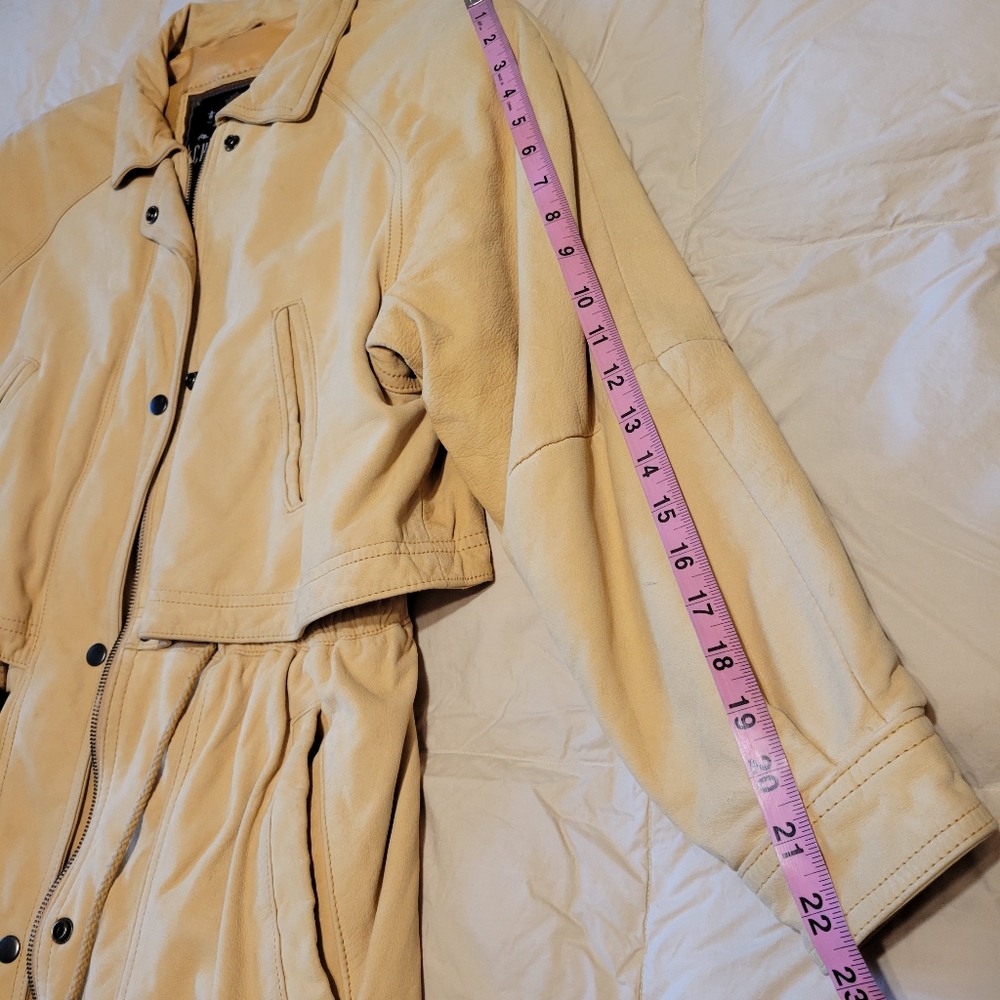 Chamonix men's light tan soft leather long sleeved with side pockets size small - Picture 7 of 16